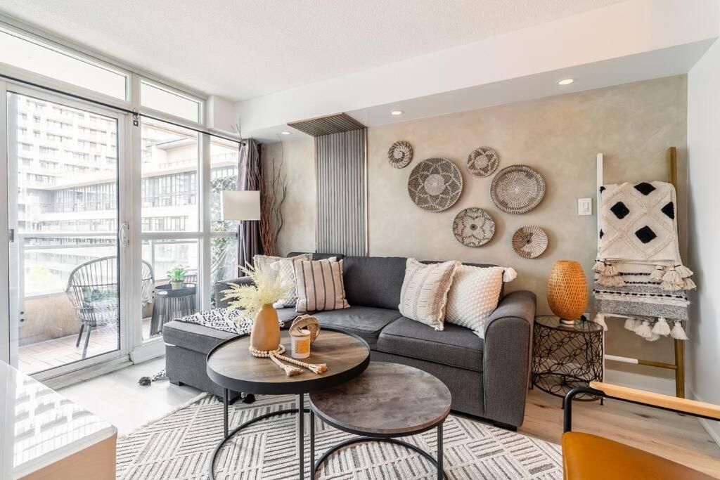 Luxury Suite Downtown Toronto Near Cn Tower Екстер'єр фото